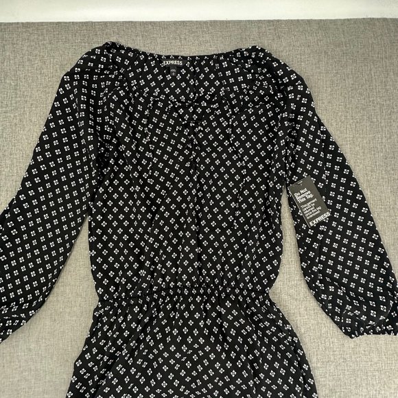 Brand New! Express Dress Black & White Small Neckline Tie Elastic Waist Balloon - Picture 3 of 15